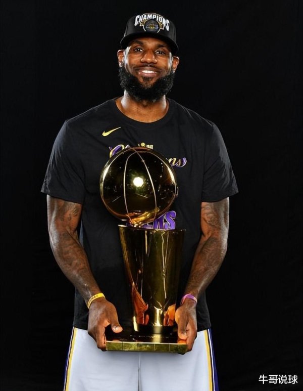 Làm thế nào khó khăn để vượt qua mốc 10.000 trước tuổi 25? Chỉ có 6 sao trong lịch sử NBA đã đạt được nó, tất cả đều ở cấp cung điện