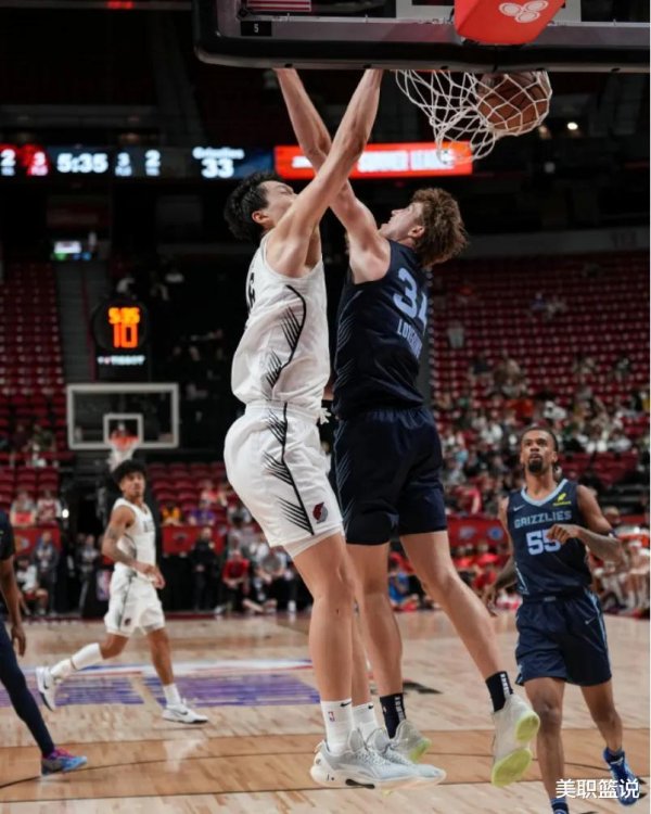Có một cái gì đó thú vị! NBA Yang Hansen chào đón anh em cuộc đấu tay đôi, so sánh dữ liệu rất thú vị, và sau đó anh ta phải đối mặt với những vấn đề lớn